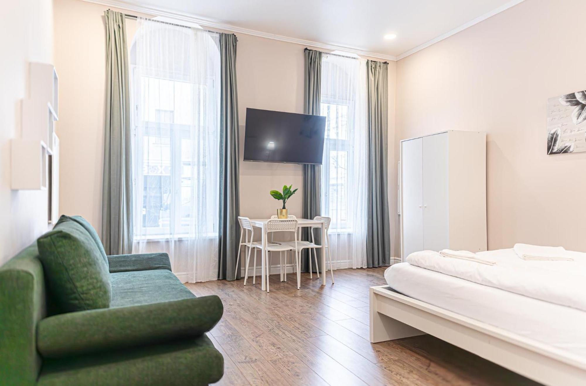 Stylish Studio Apartment Wiener Stadthalle 外观 照片