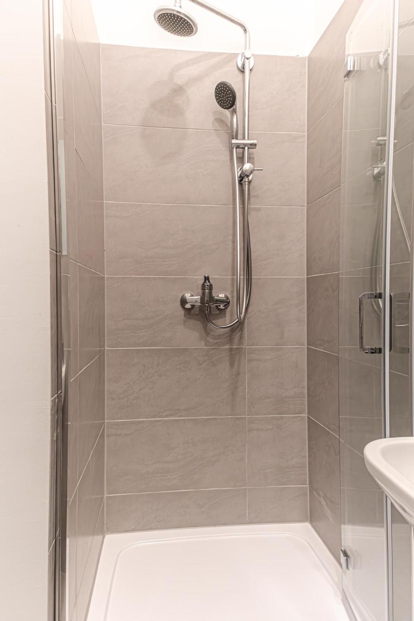 Stylish Studio Apartment Wiener Stadthalle 外观 照片