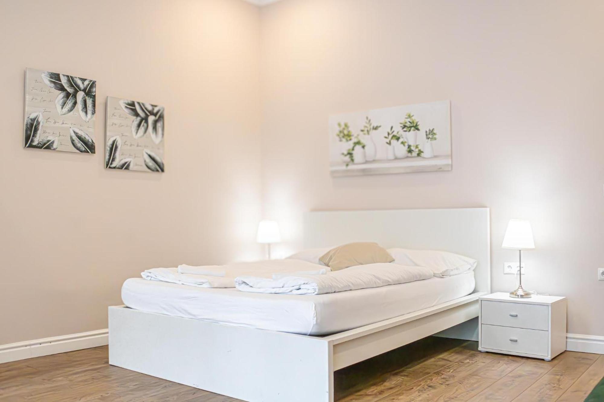 Stylish Studio Apartment Wiener Stadthalle 外观 照片